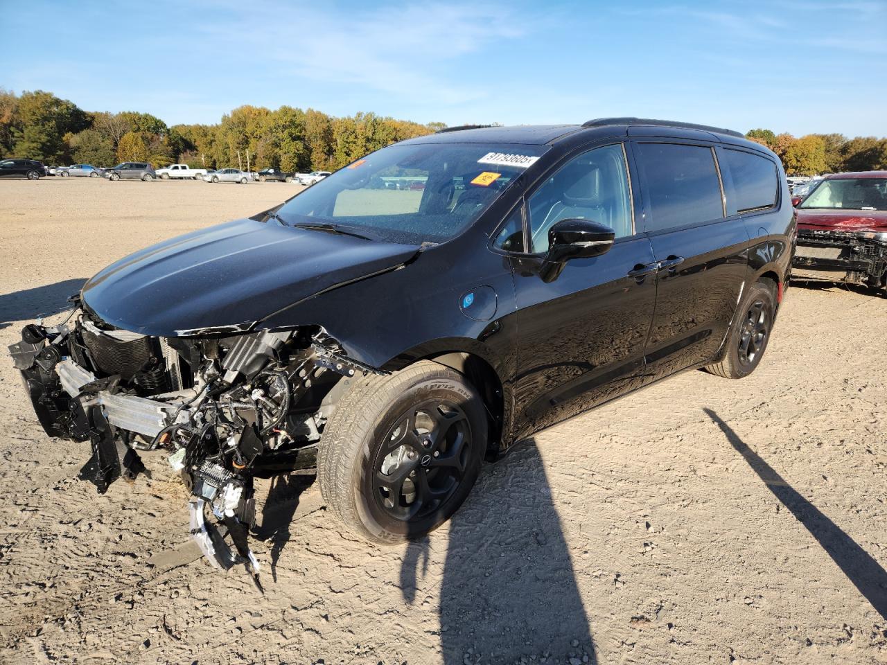 2025 Chrysler Pacifica Hybrid Select