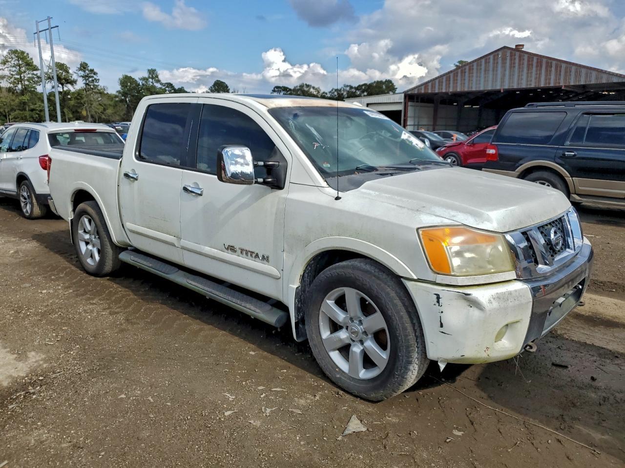 2010 Nissan Titan Xe - Фото 4