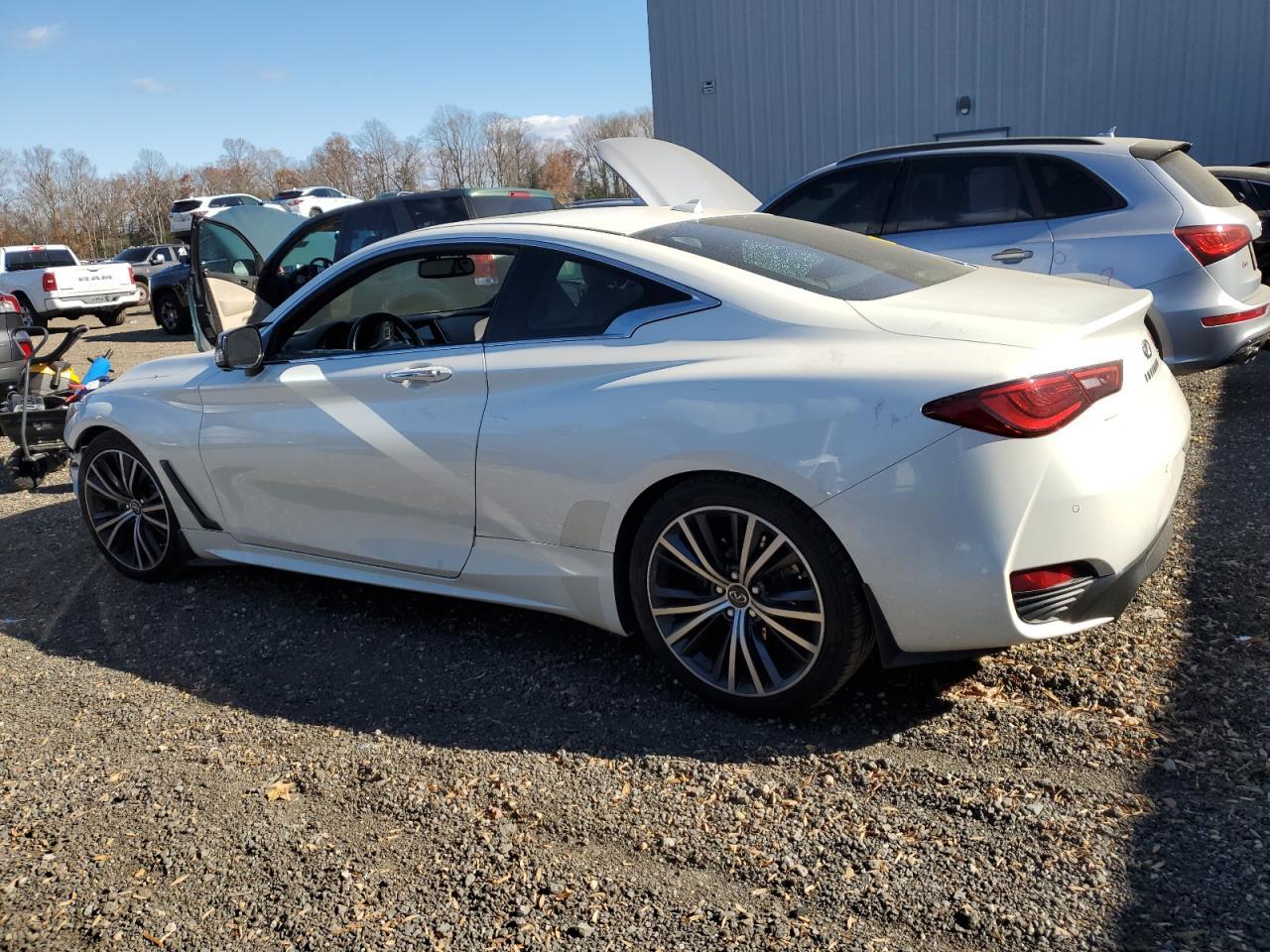 2021 Infiniti Q60 Luxe - Image 2