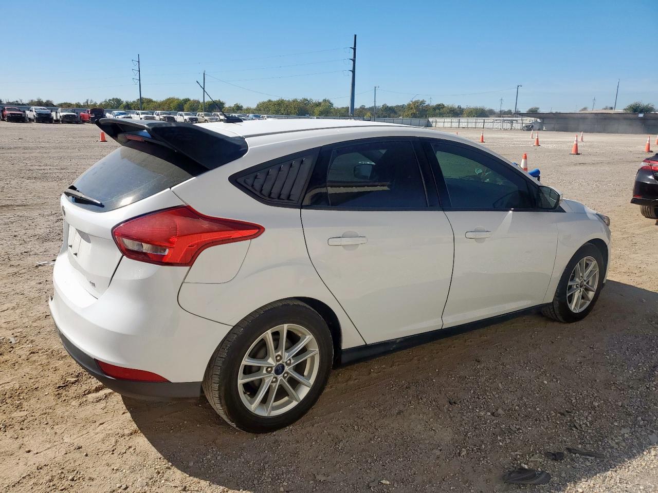 2015 Ford Focus Se - Фото 3