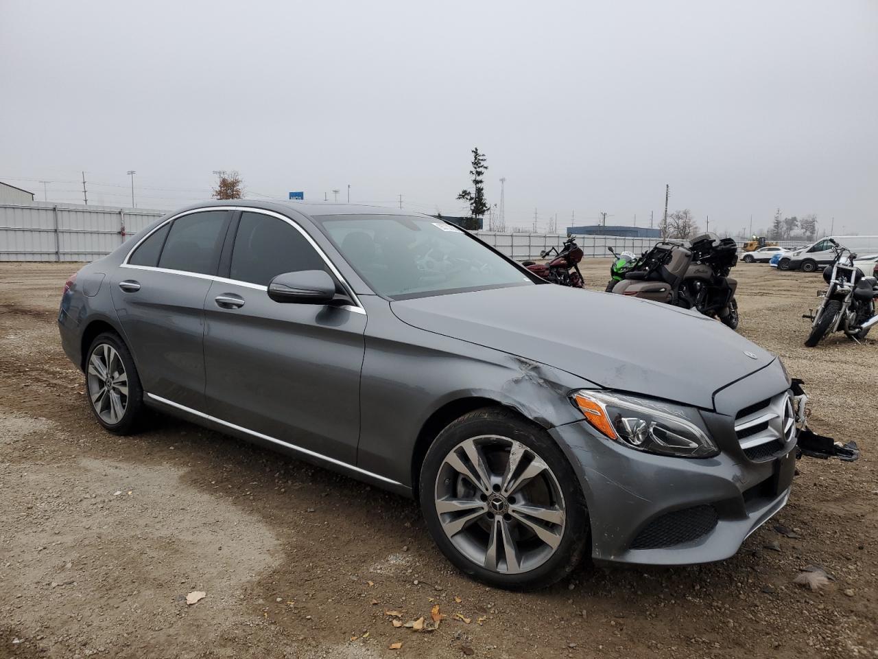 2018 Mercedes-Benz C 300 4Matic - Image 4