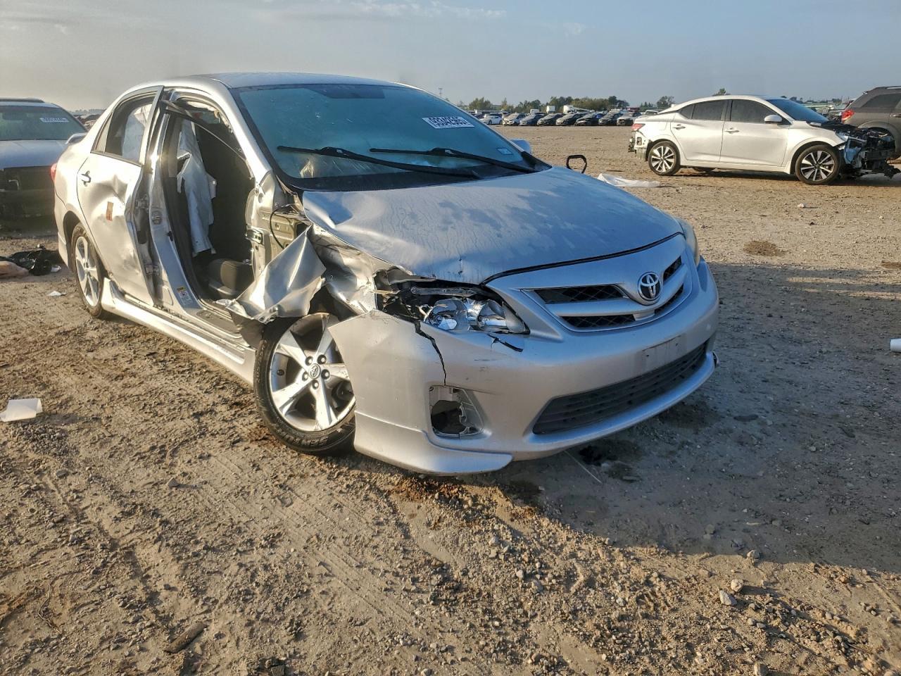 2012 Toyota Corolla Base - Фото 4