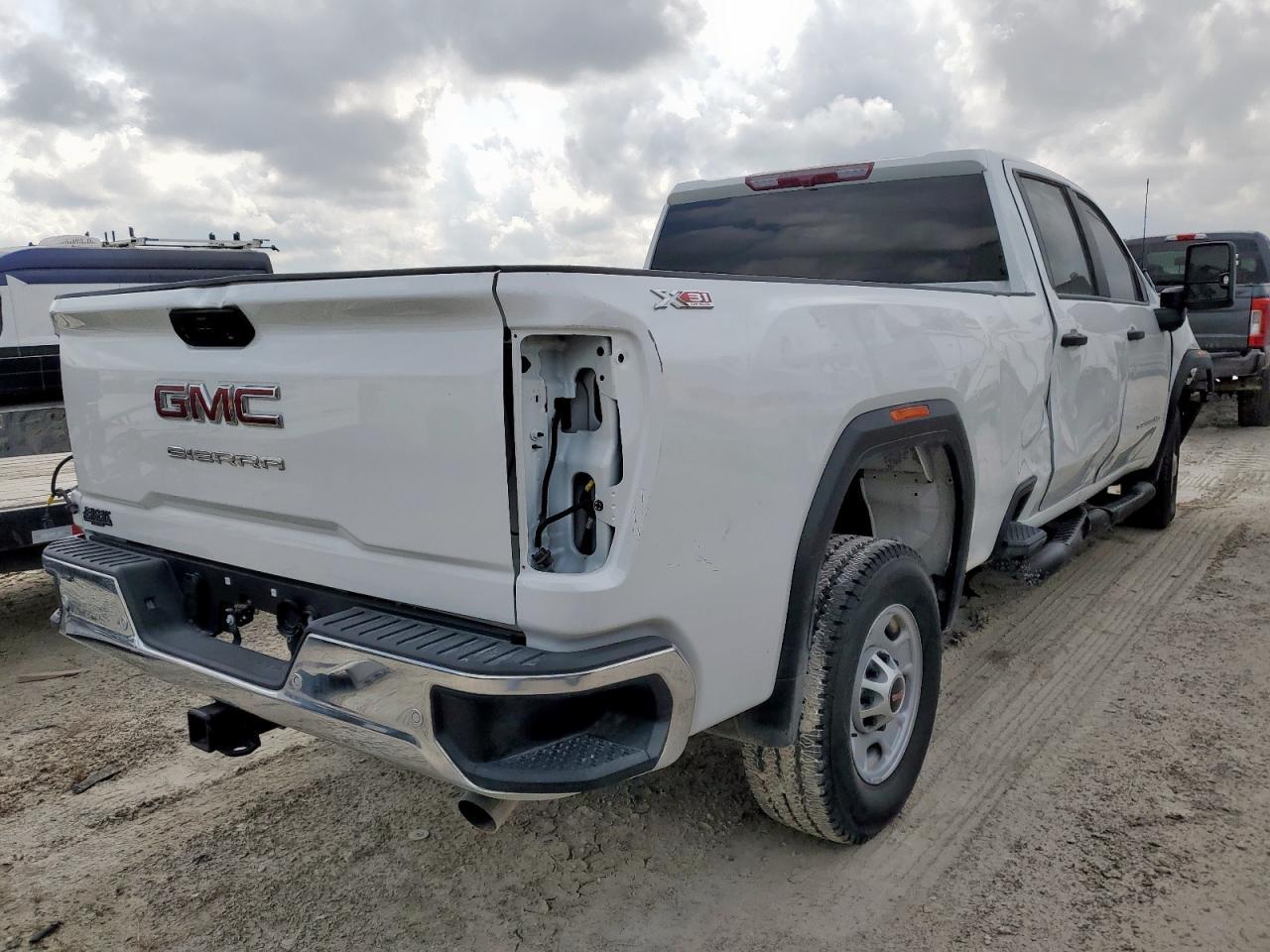 2025 GMC Sierra K2500 Heavy Duty - Фото 3