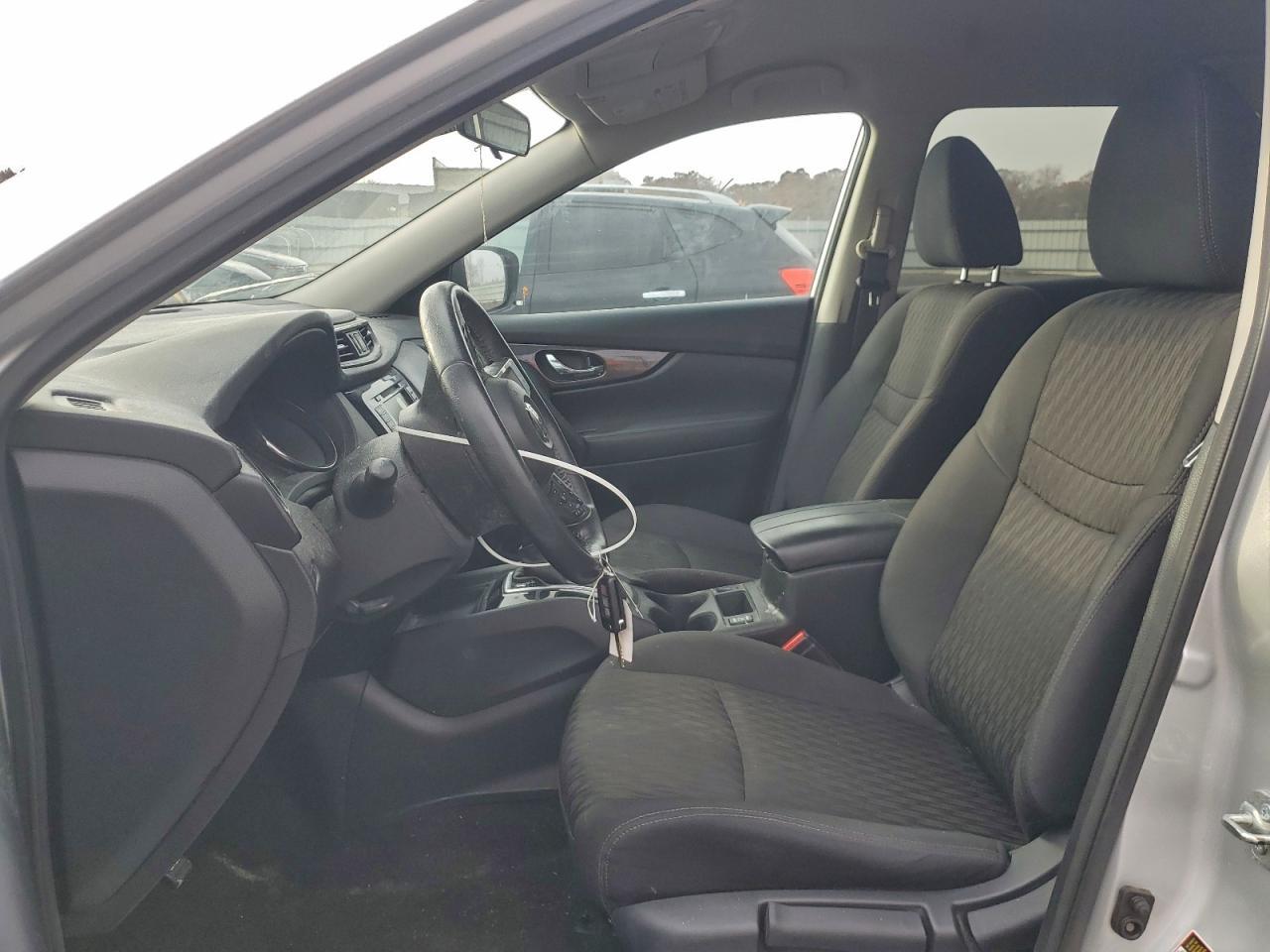 2020 Nissan Rogue S - Фото 7