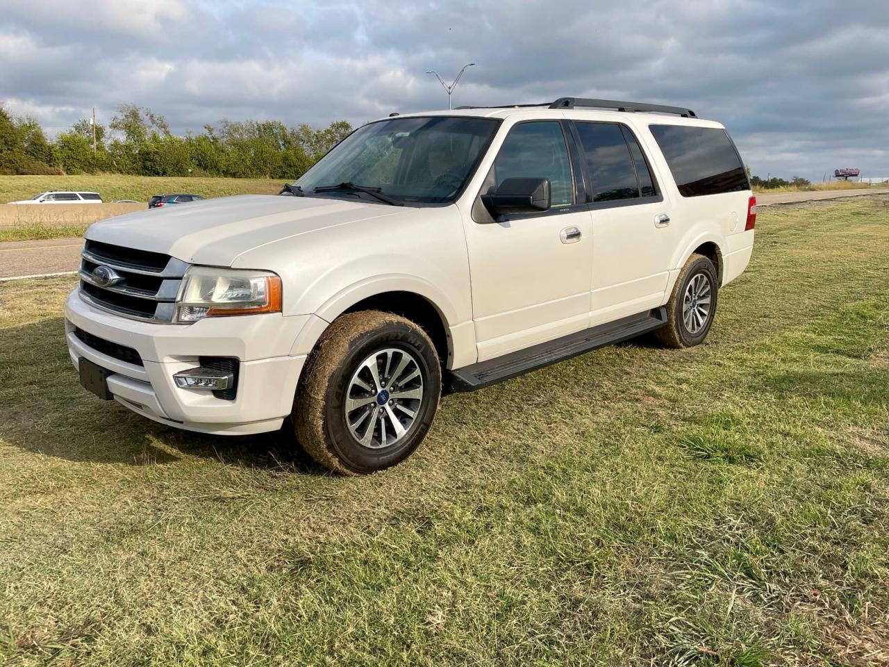 2017 Ford Expedition El Xlt - Фото 2
