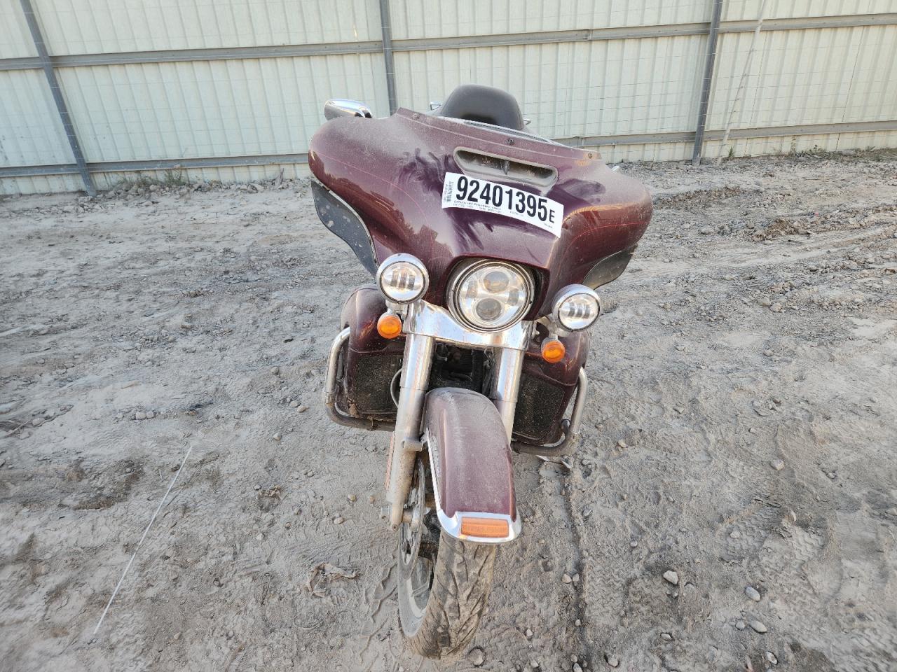 2015 Harley-Davidson Flhtcu Ultra Classic Electra Glide - Фото 2