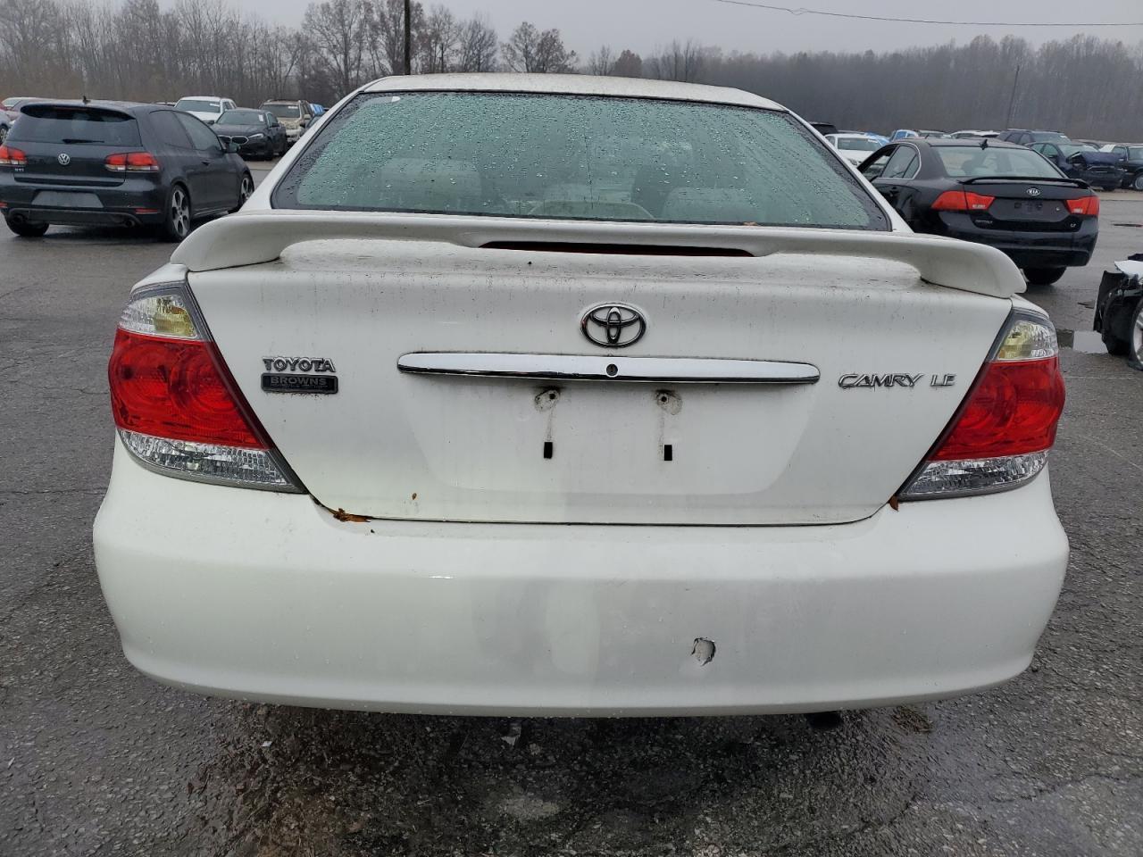 2005 Toyota Camry Le - Фото 6