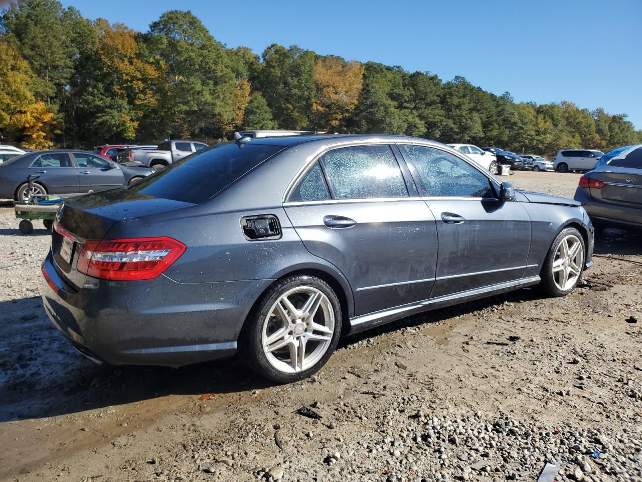 2013 Mercedes Benz E - Image 3