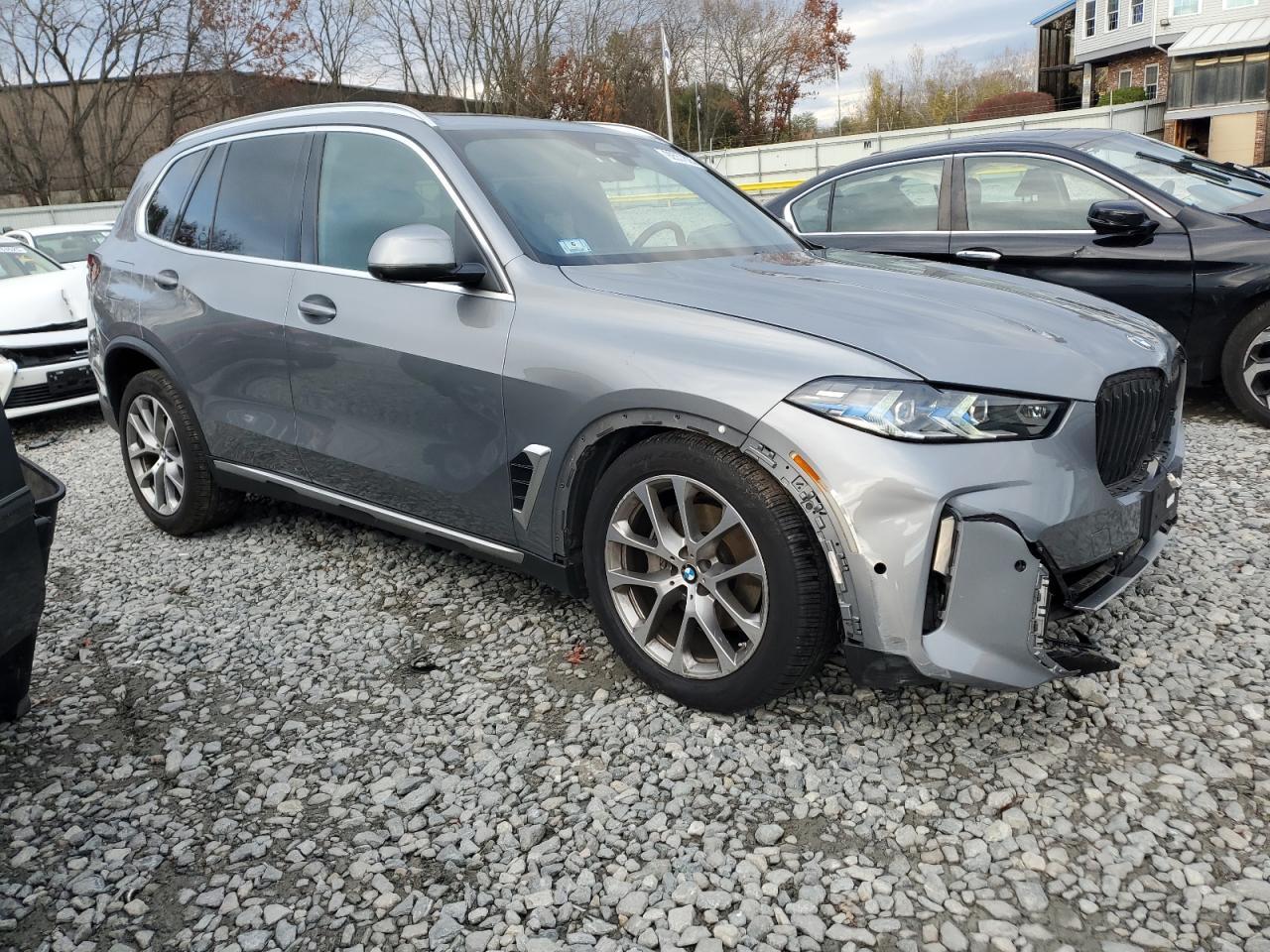 2024 BMW X5 xDrive40I - Image 4