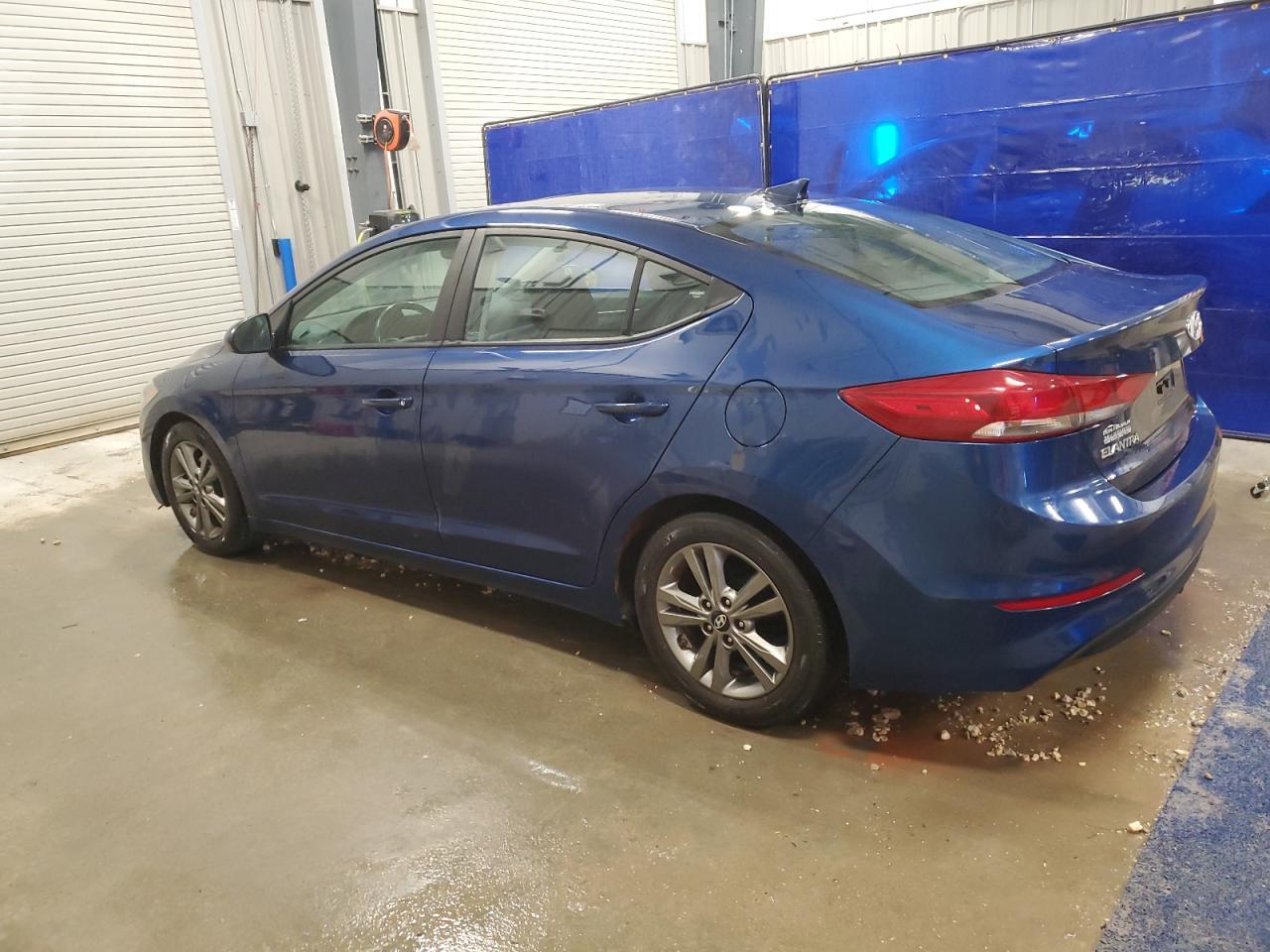 2017 Hyundai Elantra Se - Image 2