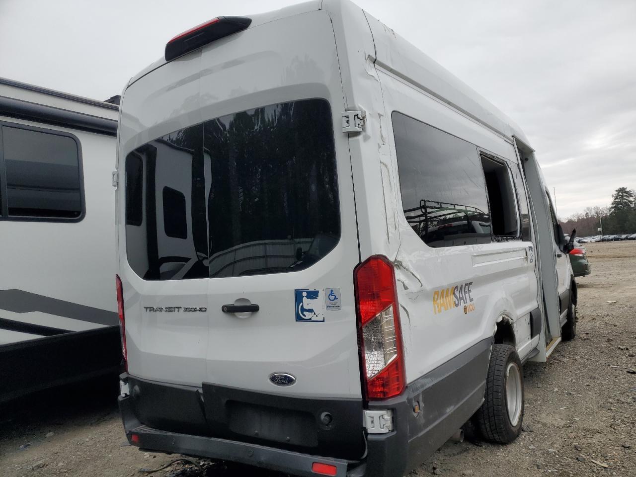 2024 Ford Transit T-350 Hd - Image 3