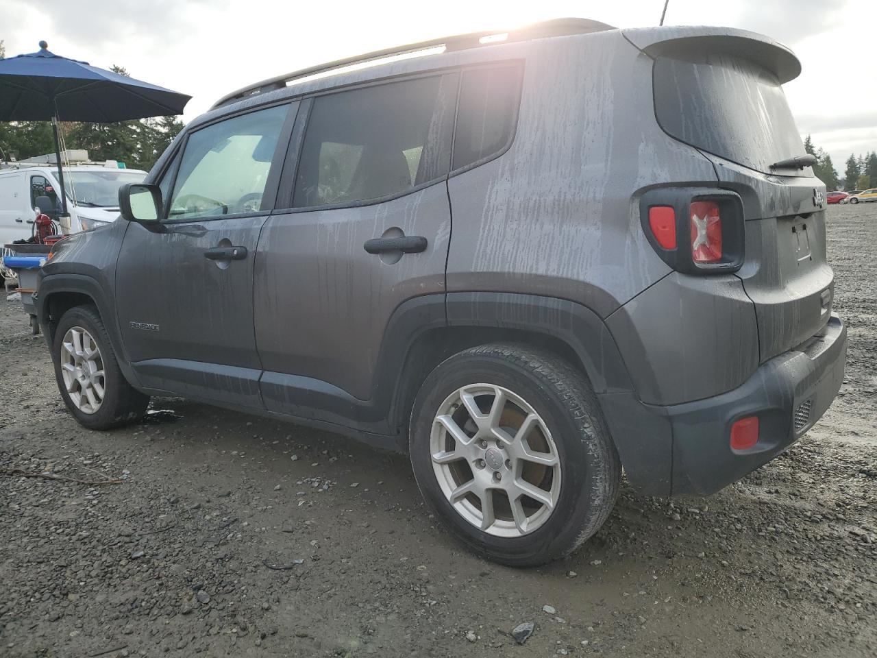 2019 Jeep Renegade Sport - Image 2