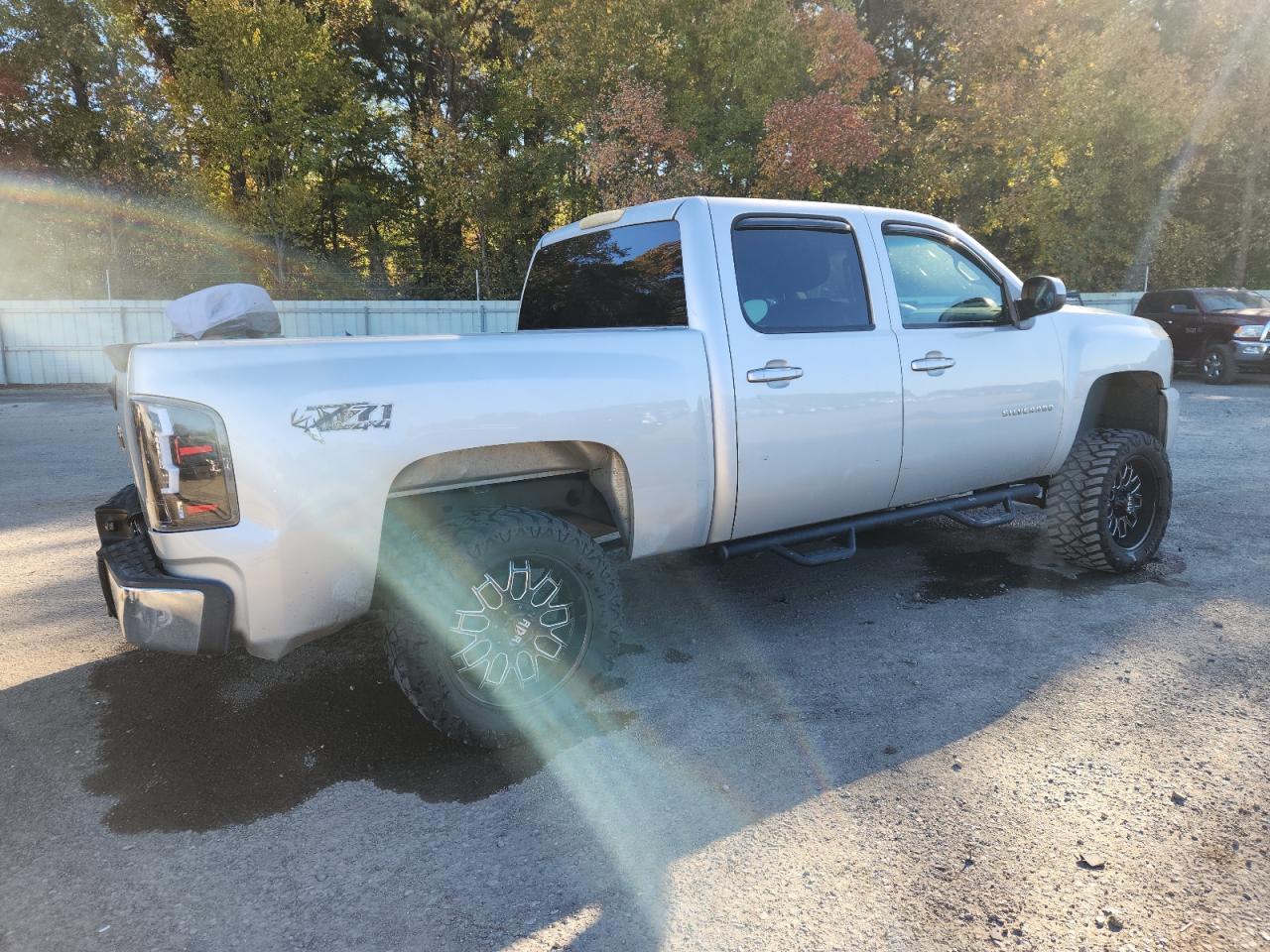 2011 Chevrolet Silverado K1500 Lt - Image 3