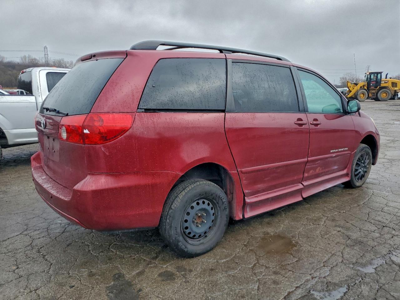 2008 Toyota Sienna Ce - Image 3