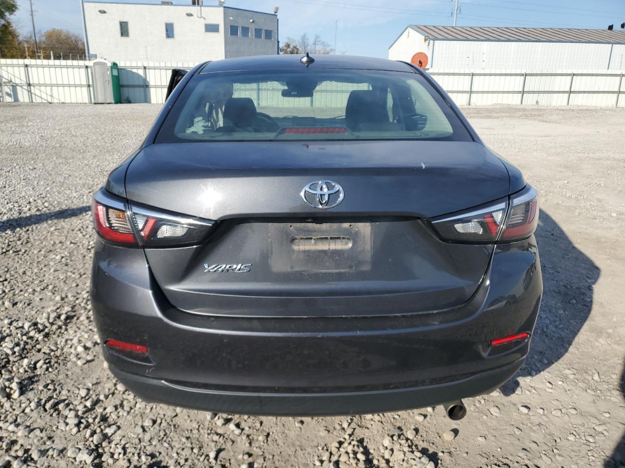 2019 Toyota Yaris L - Фото 6