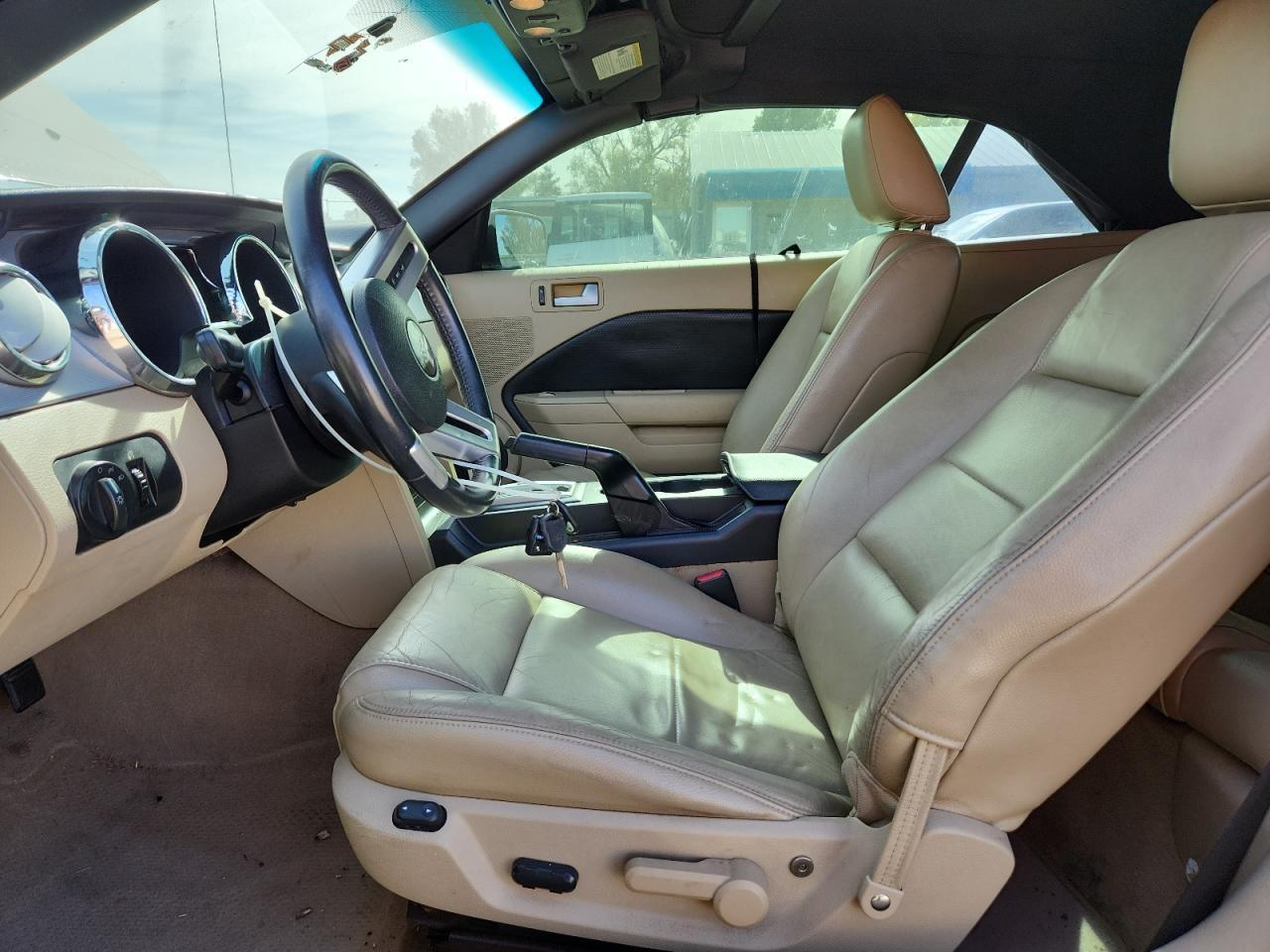 2005 Ford Mustang - Фото 7