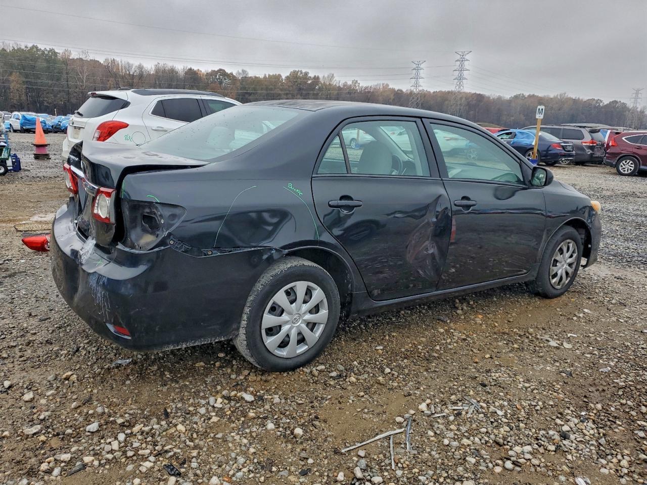 2013 Toyota Corolla Base - Фото 3