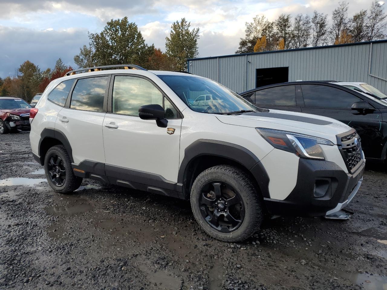 2022 Subaru Forester Wilderness - Фото 4