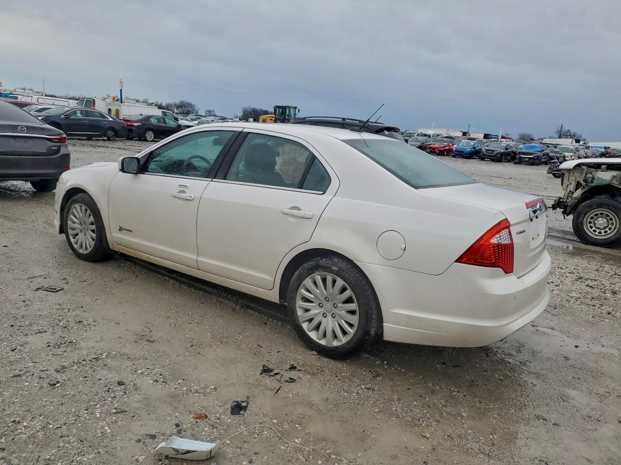 2012 Ford Fusion Hybrid - Image 2