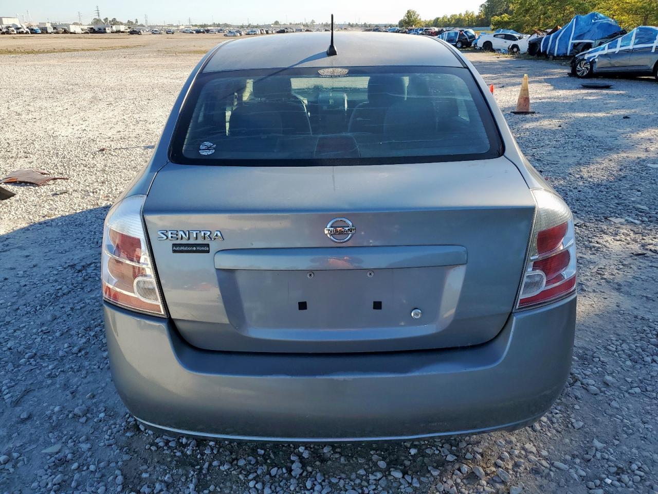 2009 Nissan Sentra 2.0 - Фото 6
