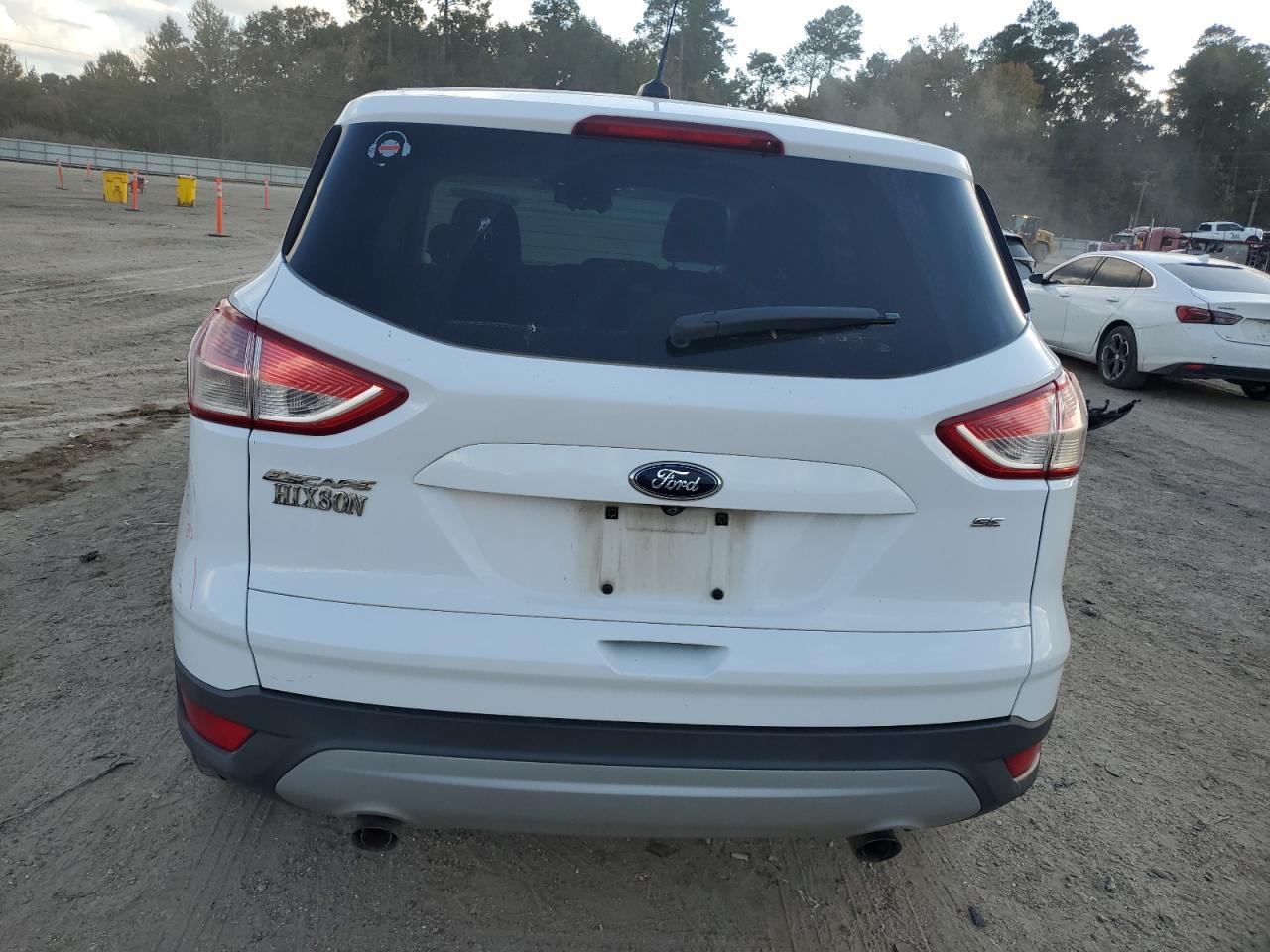 2015 Ford Escape Se - Фото 6