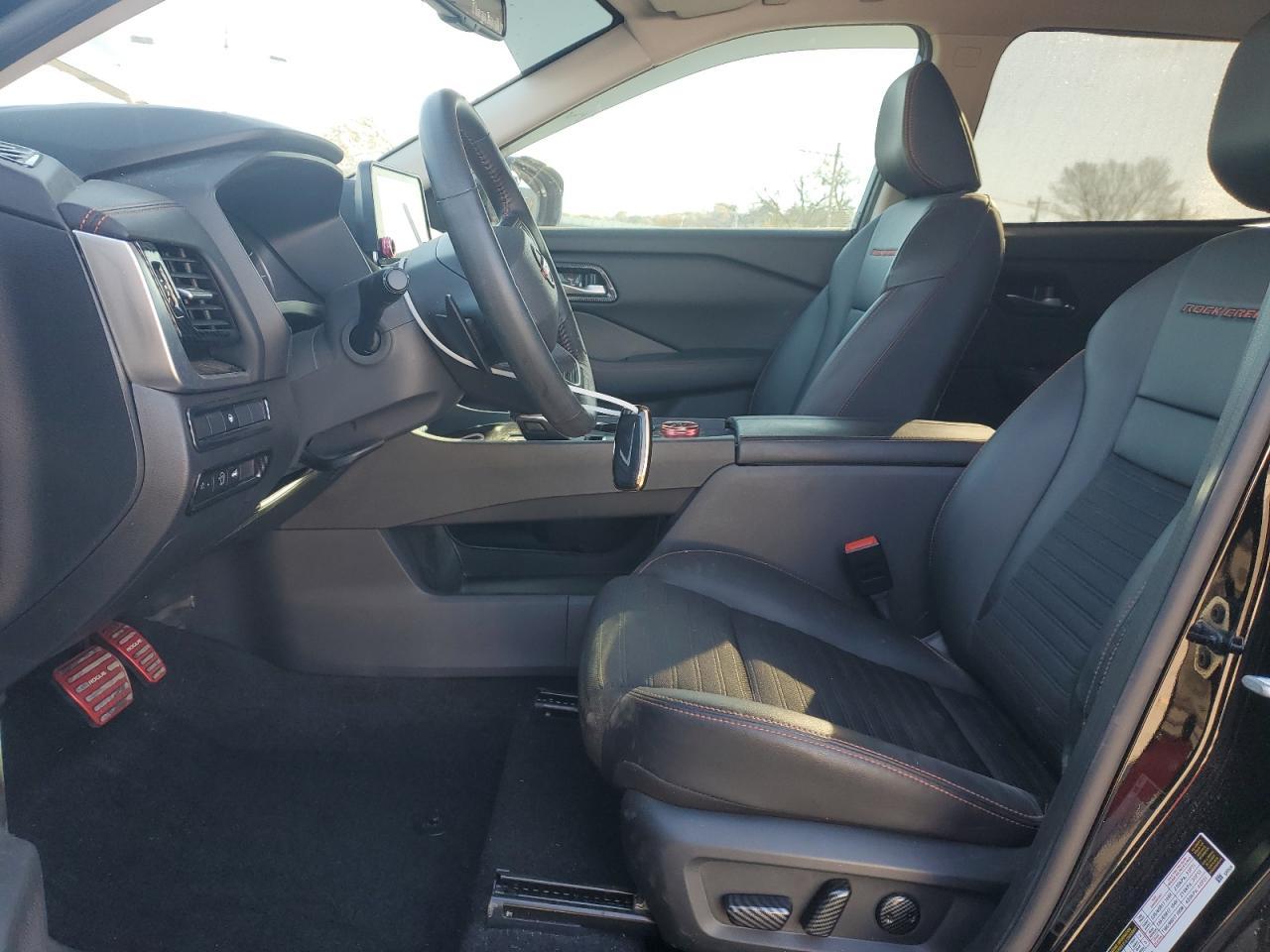 2025 Nissan Rogue Rock Creek - Image 7