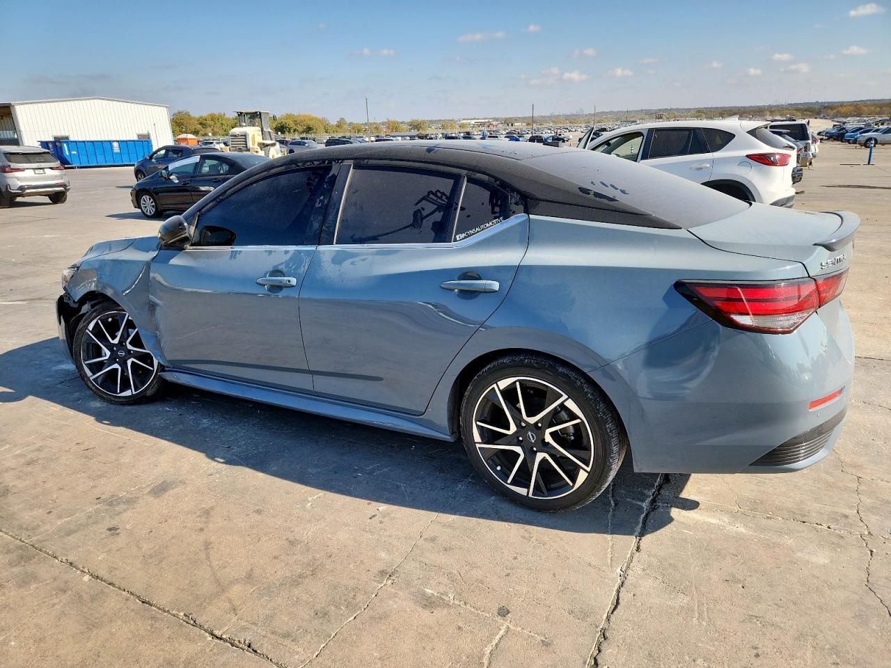 2024 Nissan Sentra Sr - Image 2