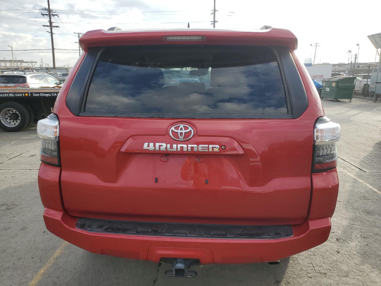 2021 Toyota 4Runner Sr5 - Image 6