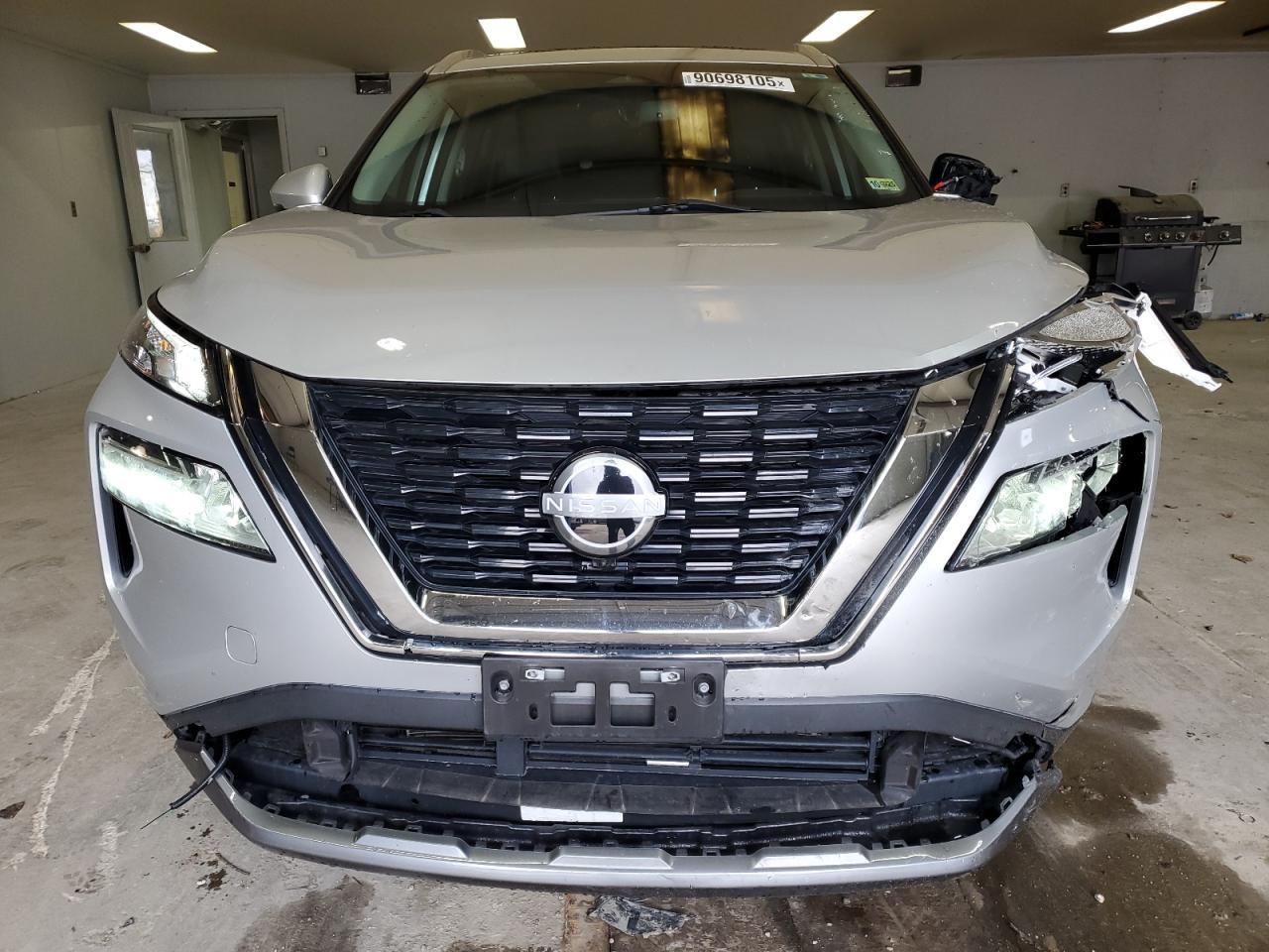 2022 Nissan Rogue Sl - Image 5