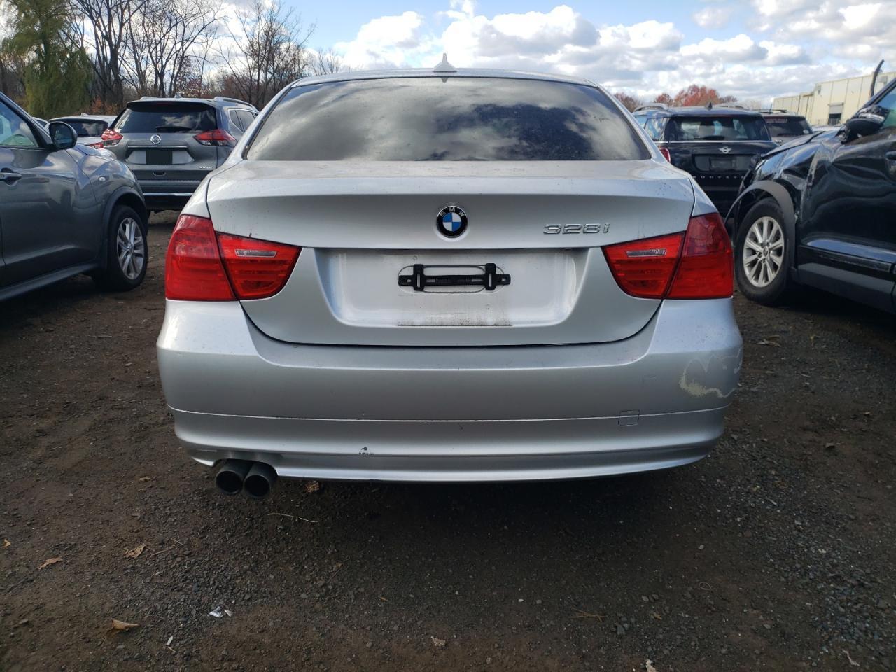 2009 BMW 328 Xi Sulev - Image 6