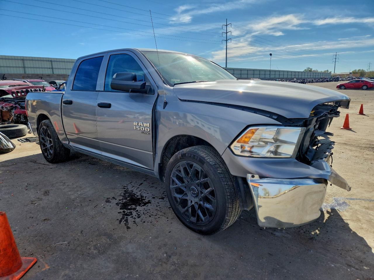 2022 Ram 1500 Classic Slt - Image 4
