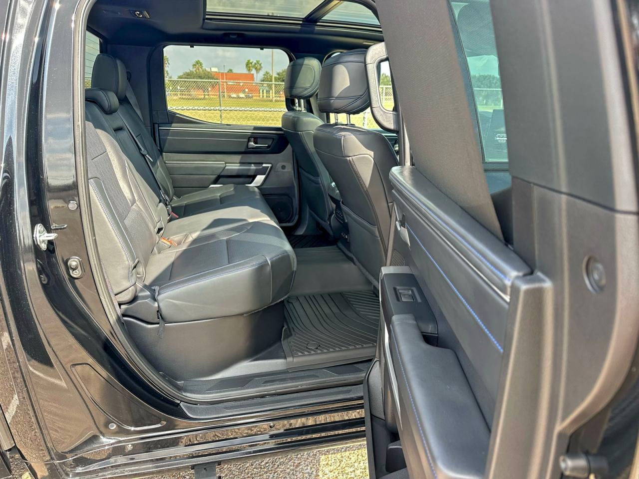 2022 Toyota Tundra Crewmax Platinum - Фото 6