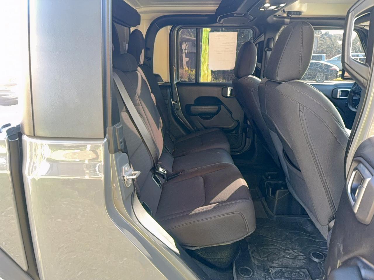 2022 Jeep Gladiator Sport - Фото 6