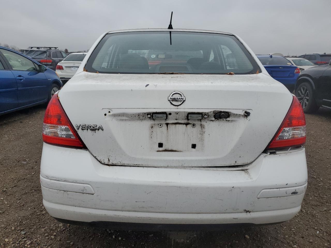 2011 Nissan Versa S - Image 6