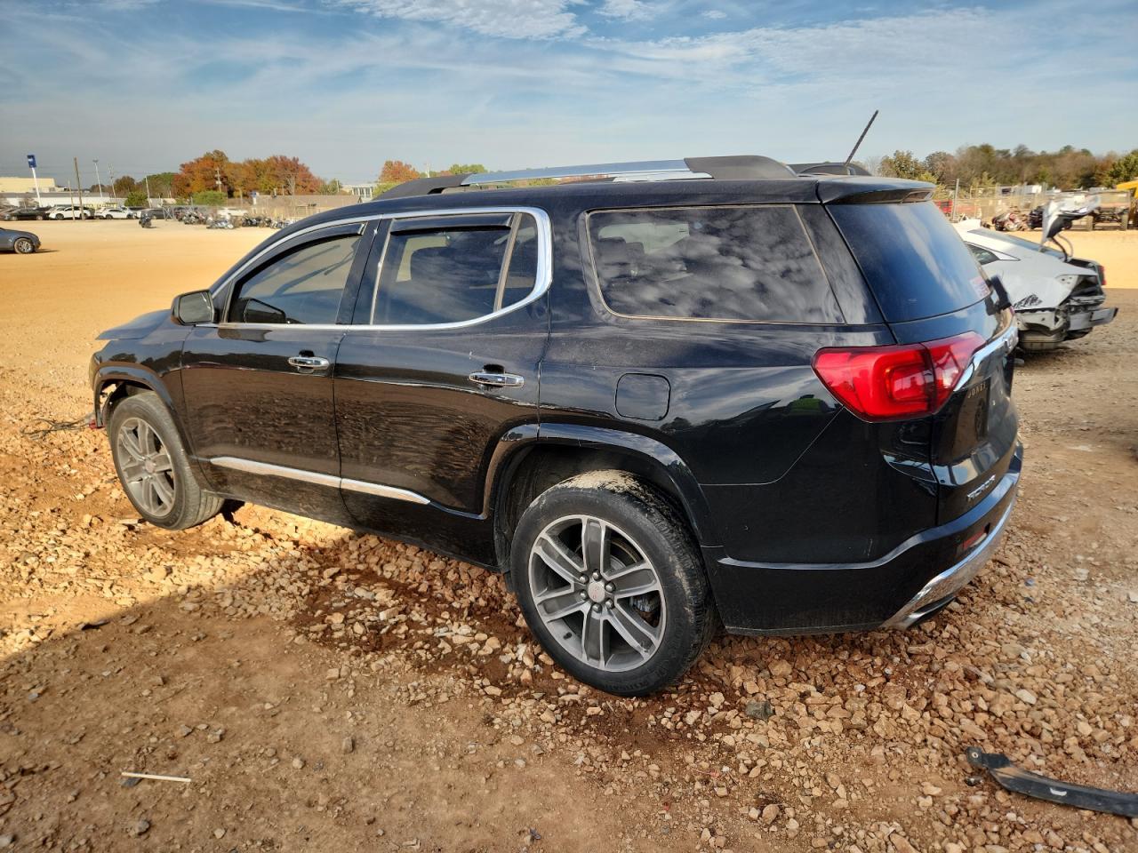 2019 GMC Acadia Denali - Фото 2