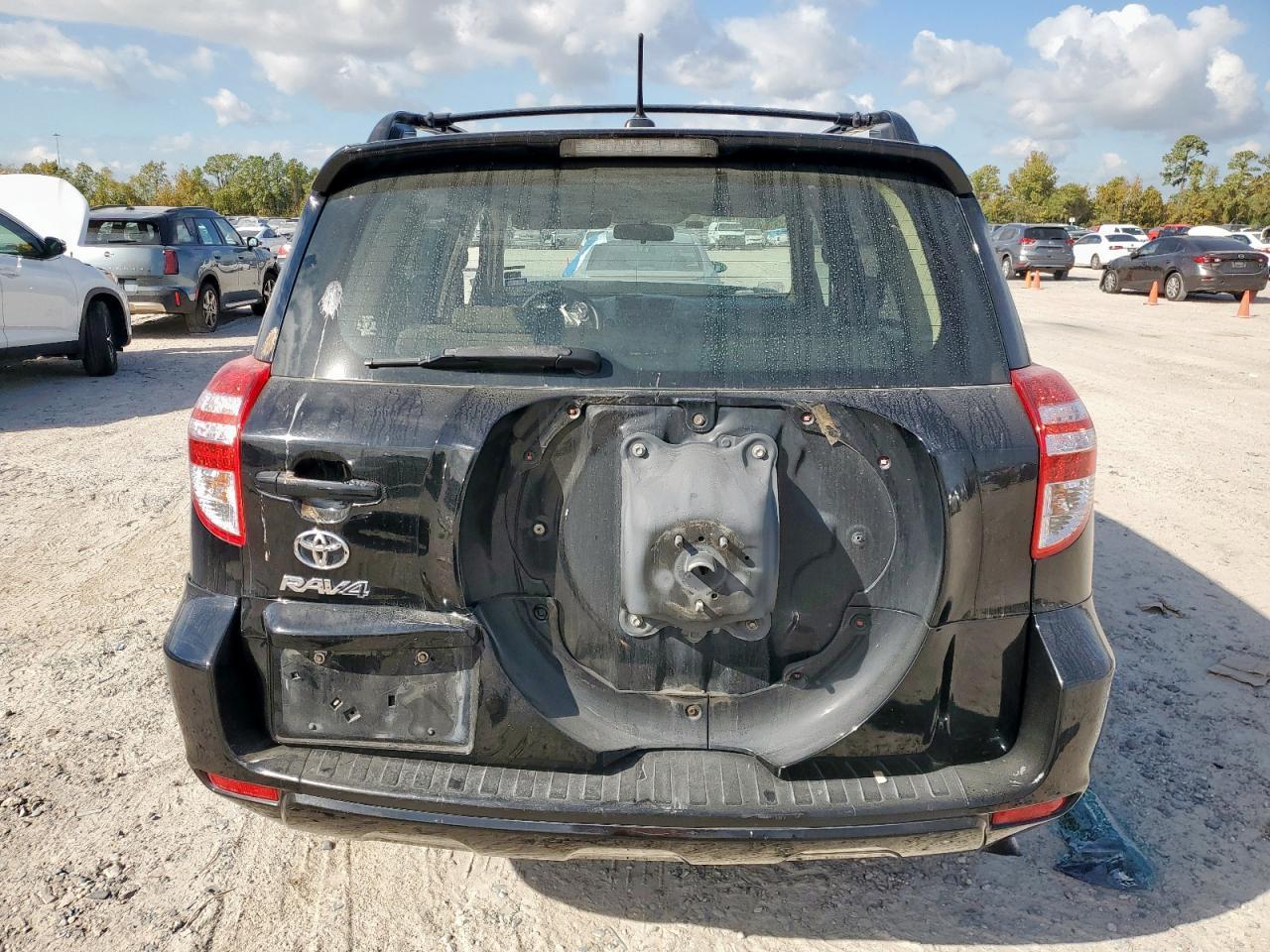 2011 Toyota Rav4 - Фото 6
