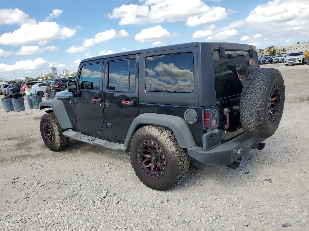 2017 Jeep Wrangler Unlimited Sport - Фото 2