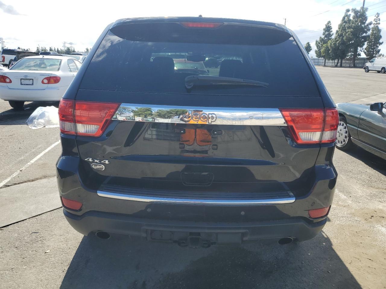 2012 Jeep Grand Cherokee Overland - Фото 6