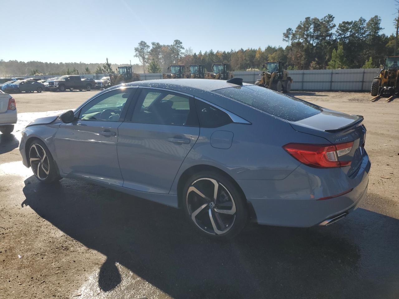2021 Honda Accord Sport - Image 2
