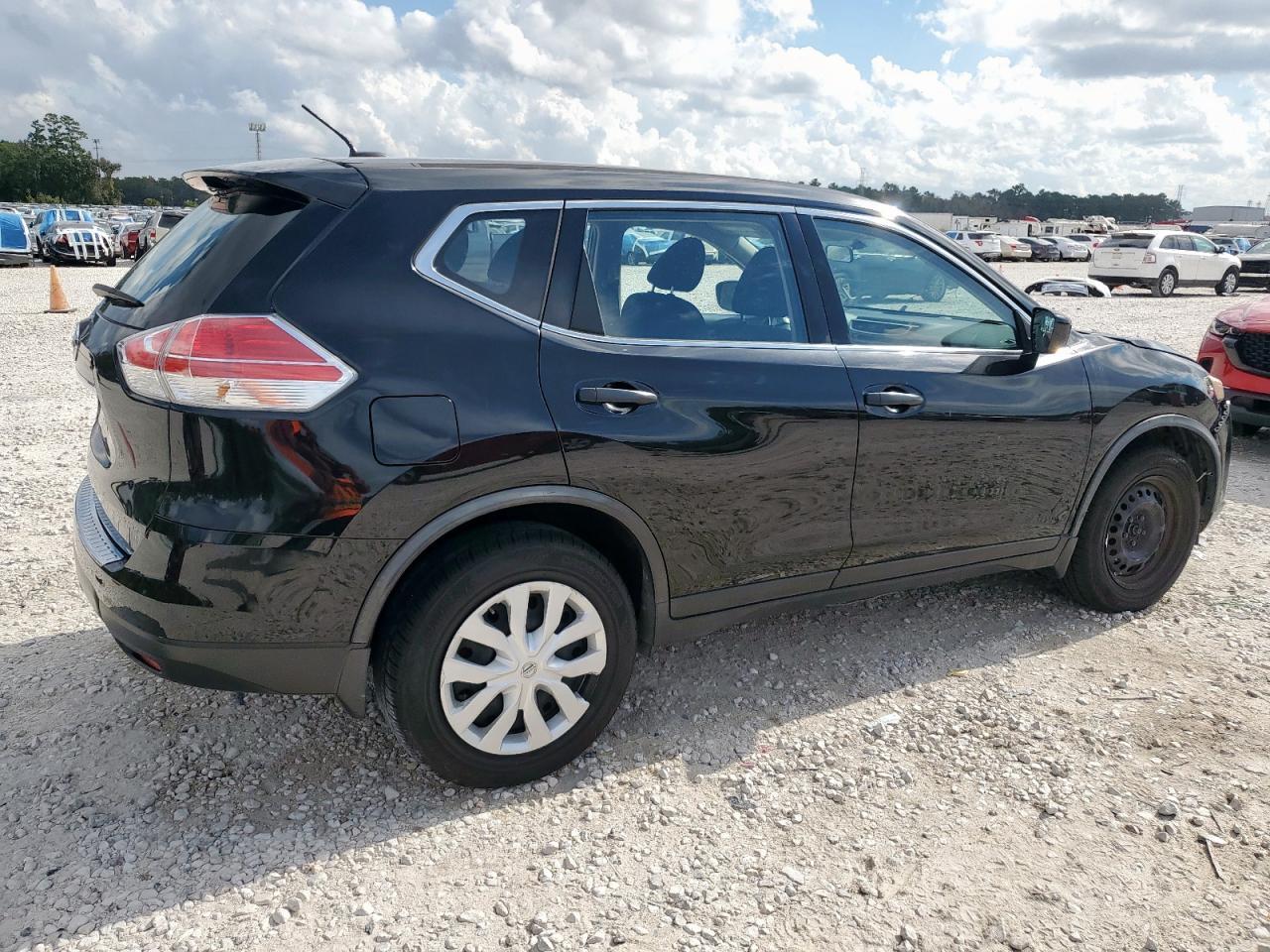 2016 Nissan Rogue S - Фото 3