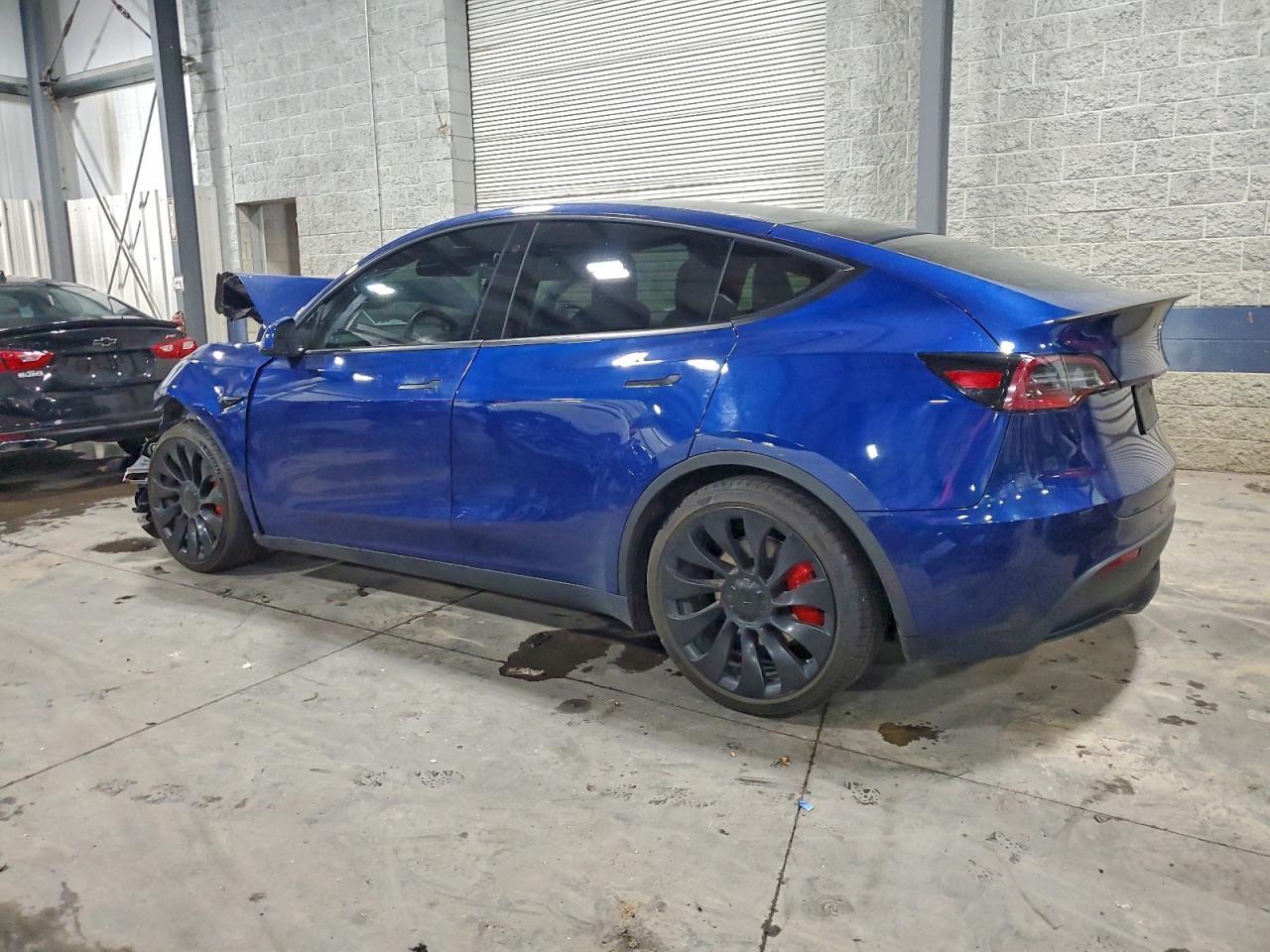 2020 Tesla Model Y - Фото 2