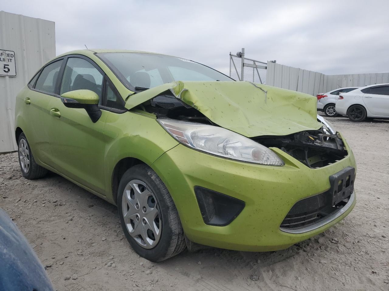 2013 Ford Fiesta Se - Image 4