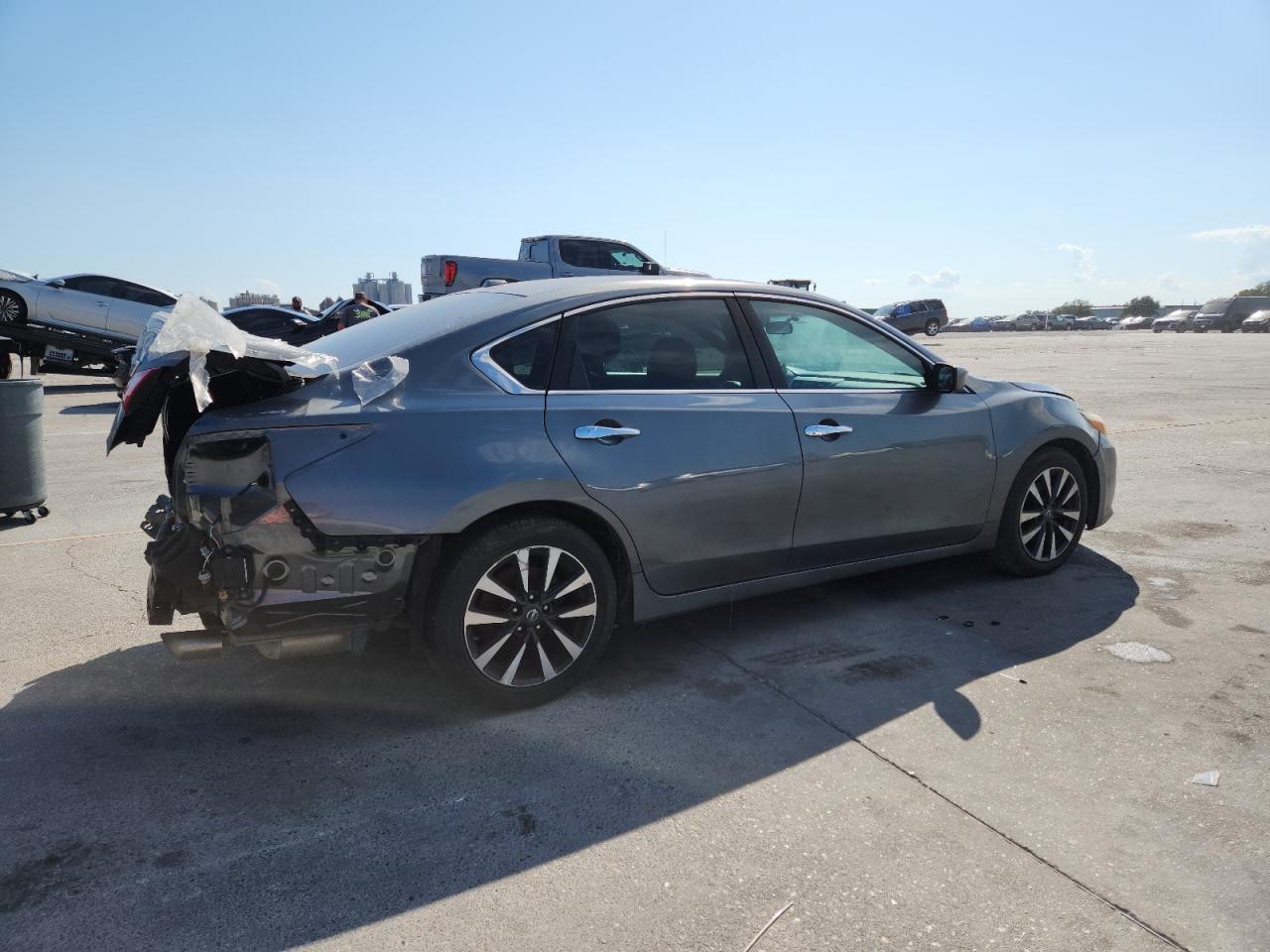 2016 Nissan Altima 2.5 - Фото 3