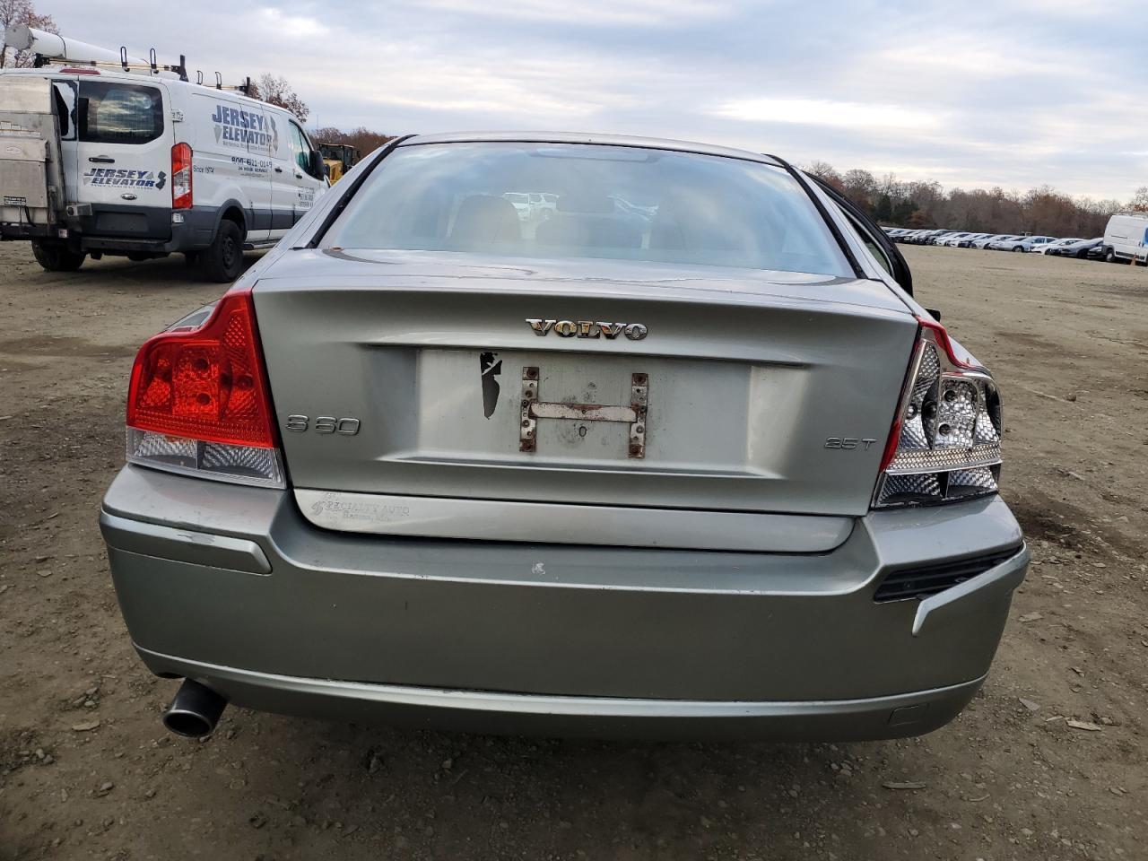 2008 Volvo S60 2.5T - Image 6