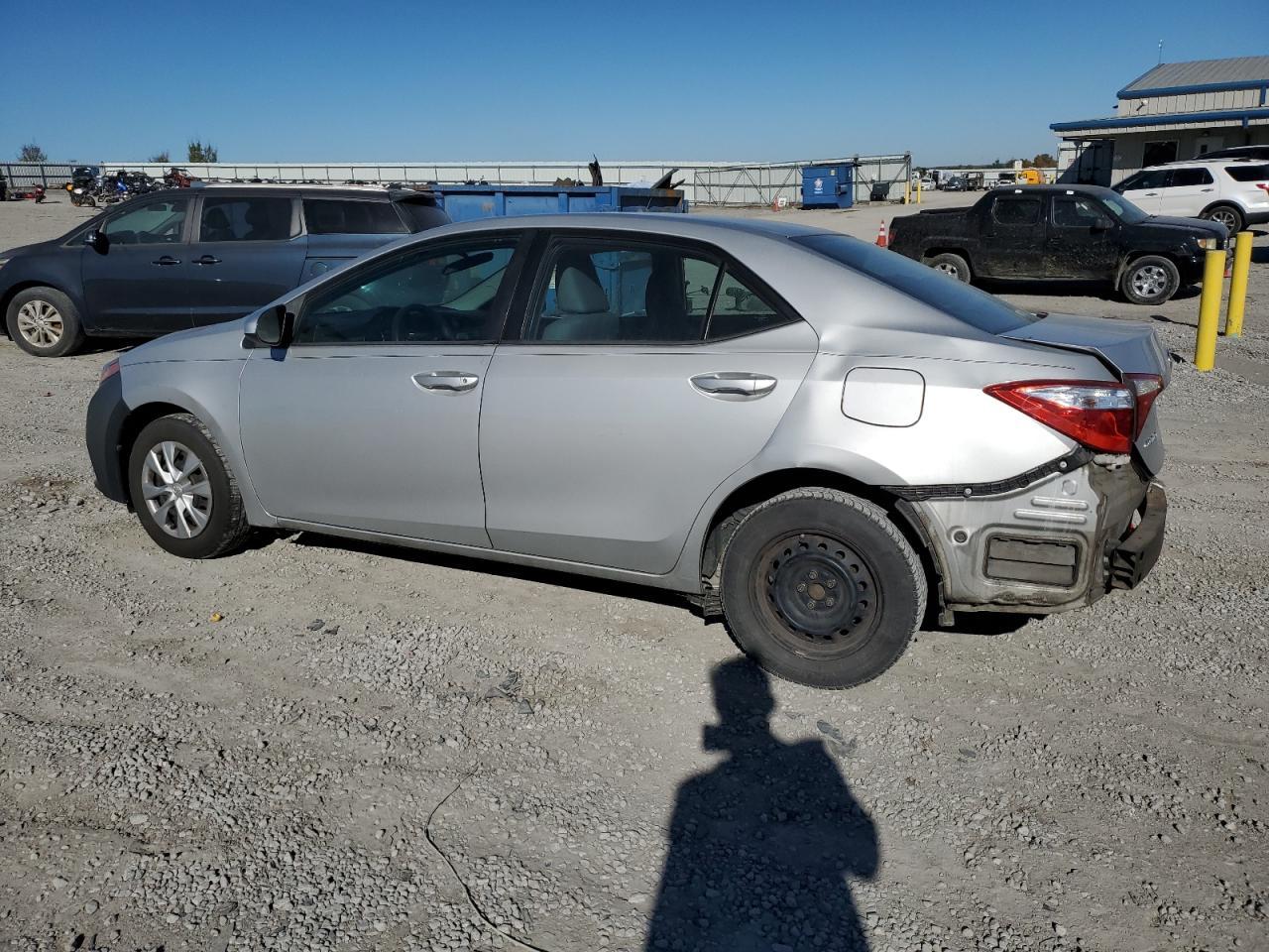 2014 Toyota Corolla L - Фото 2