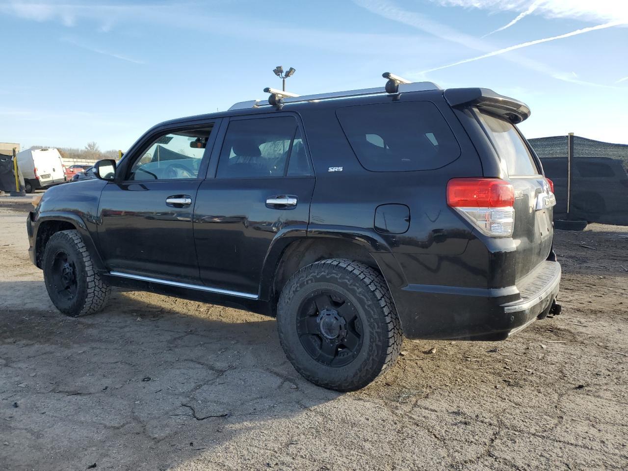 2011 Toyota 4Runner Sr5 - Image 2