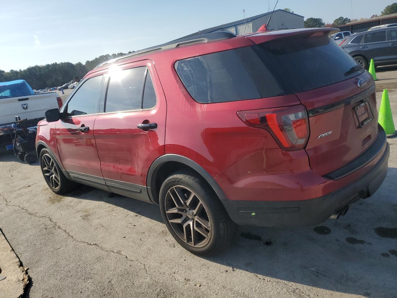 2018 Ford Explorer Sport - Image 2