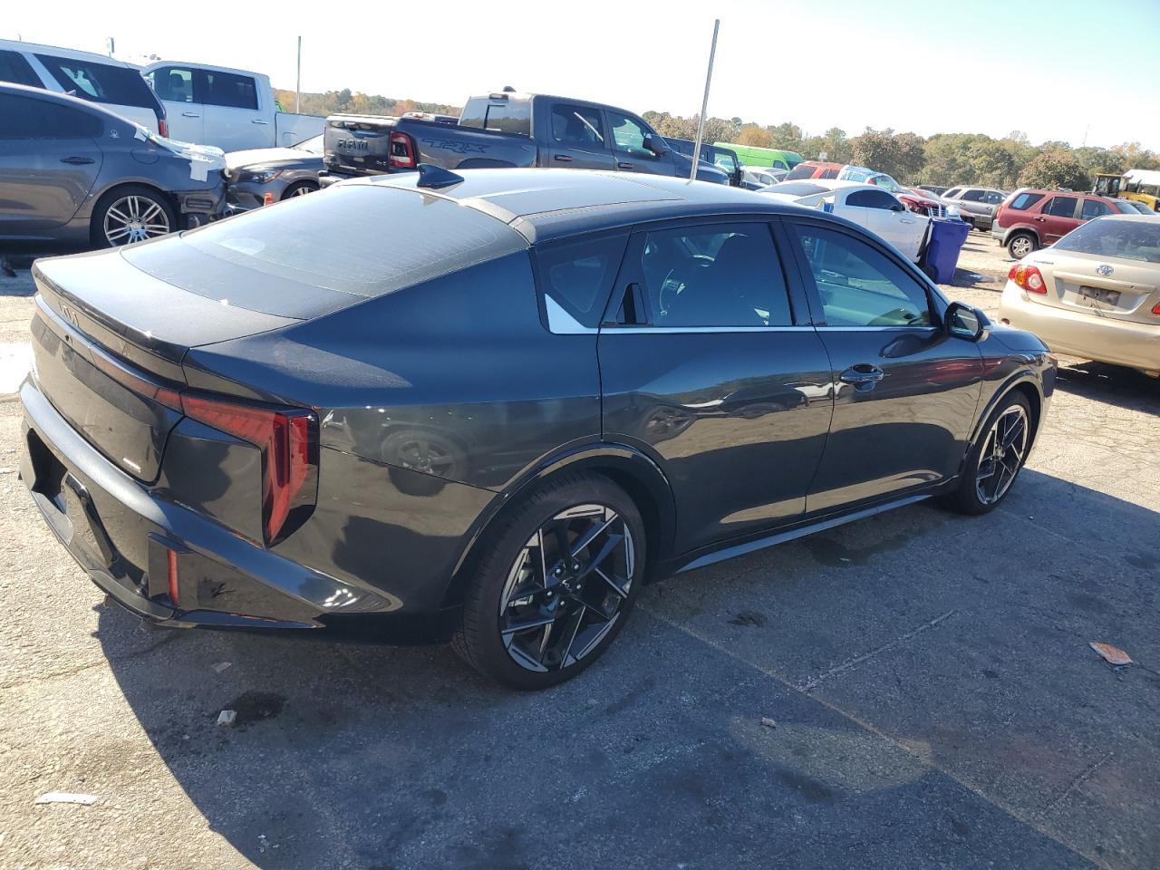 2025 Kia K4 Gt Line - Фото 3