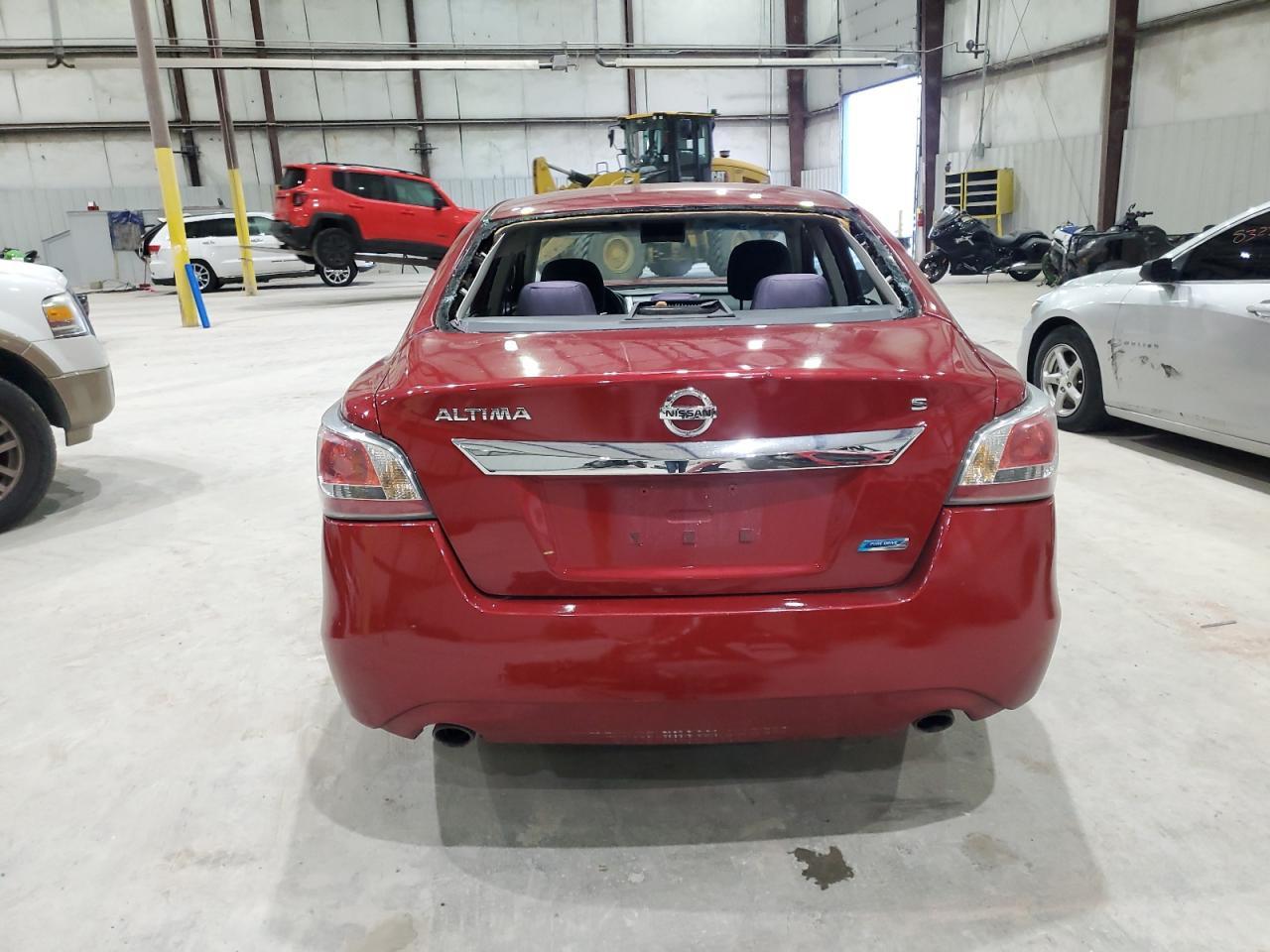 2014 Nissan Altima 2.5 - Фото 6