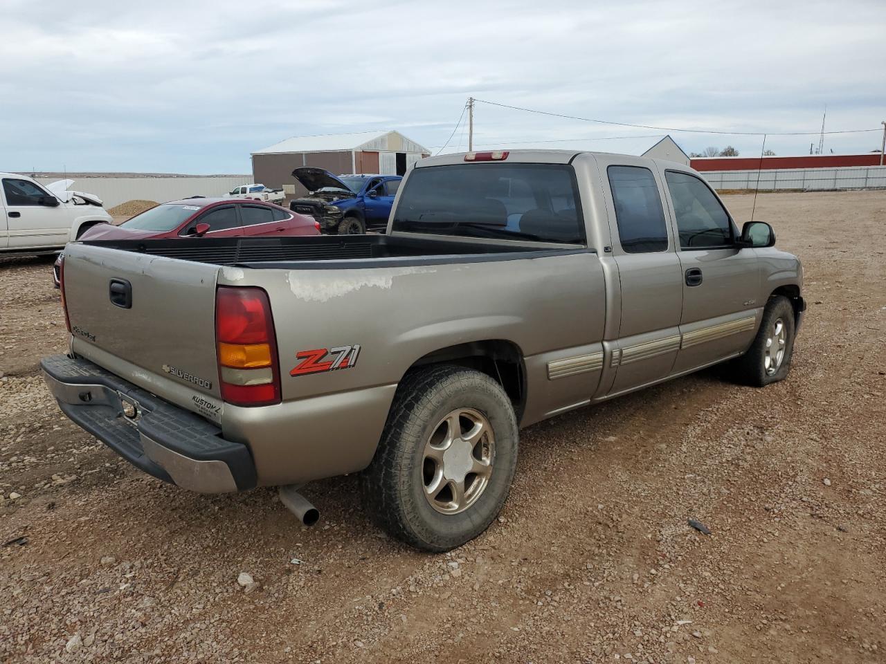 2000 Chevrolet Silverado K1500 - Фото 3